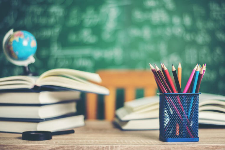 Tunjangan Naik, Karakter Diperkuat: Wajah Baru Pendidikan Indonesia 2025